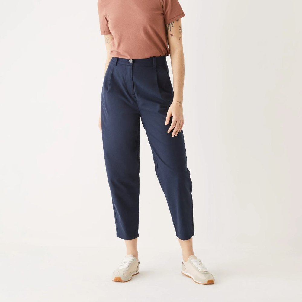 NWT Sz 29 Frank & Oak Denim The Amelia Cottonized Hemp Balloon Fit Jean in Navy